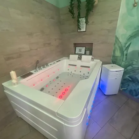 La Jungle Secrete Et Cinema En Plein Air Appartement *